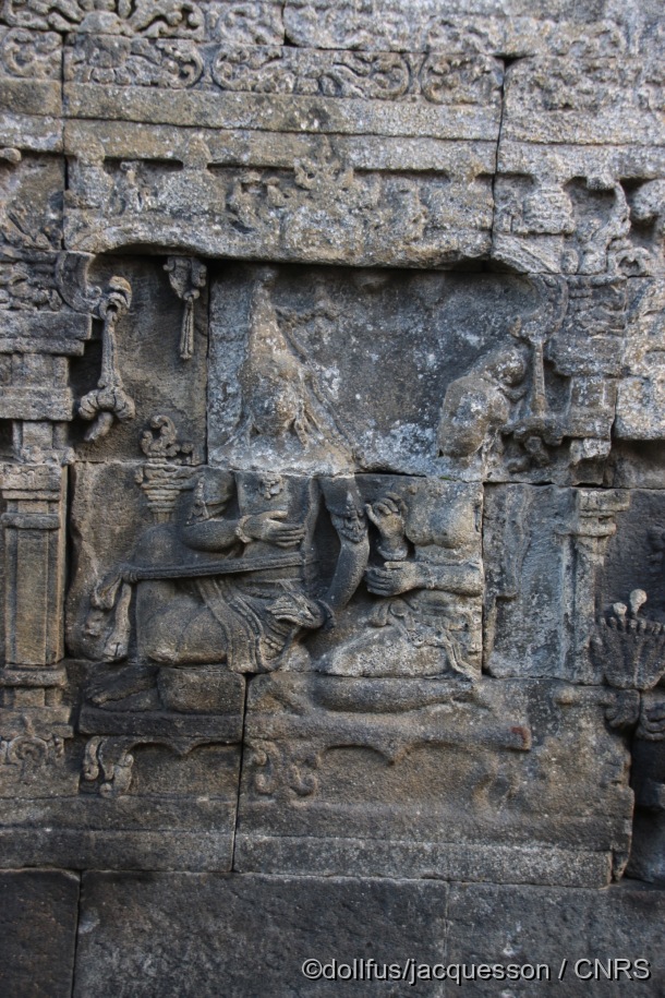 Borobudur > Galerie I > Mur inférieur : Histoire(s) non identifiée(s) / Borobudur > Galerie I > Mur inférieur : Histoire(s) non identifiée(s) / Jacquesson, François; Dollfus, Pascale /  Indonesia/ Indonésie